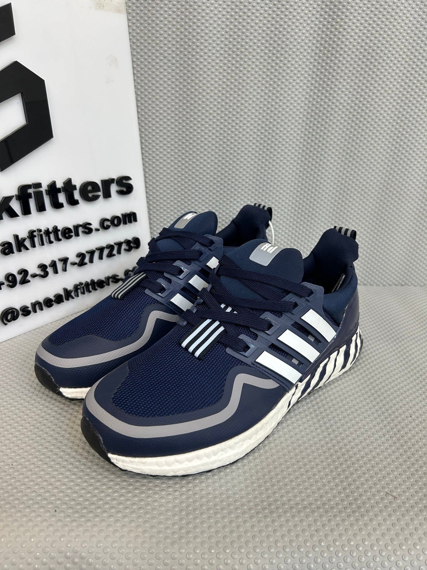 AD - Ultra boost - Blue White