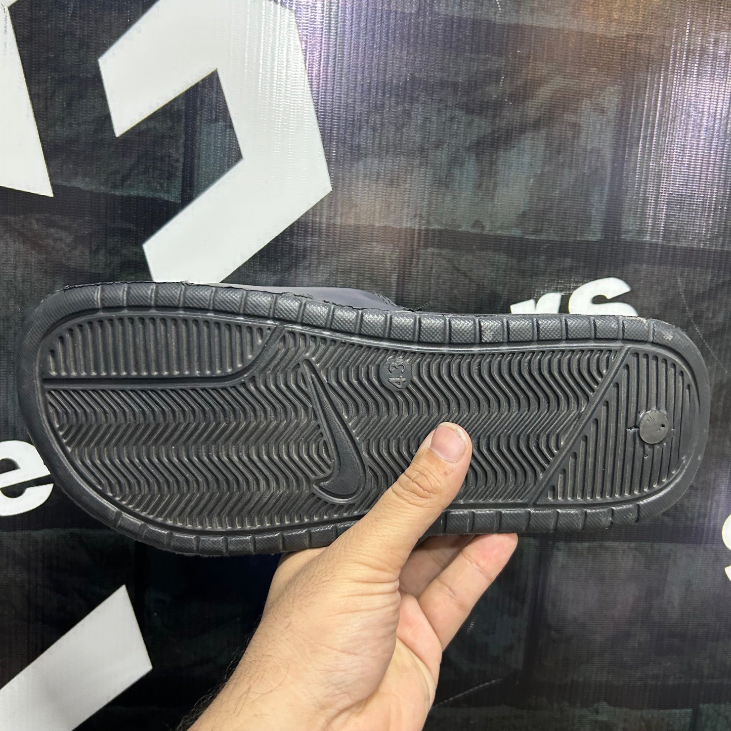 NK - D2 - Slides - Black with White