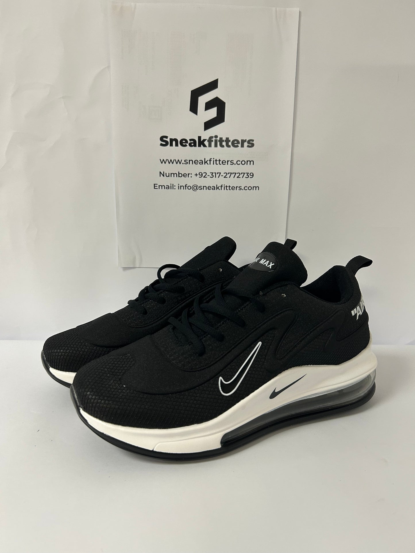 NKE Air Max 720 - Black White 2.0