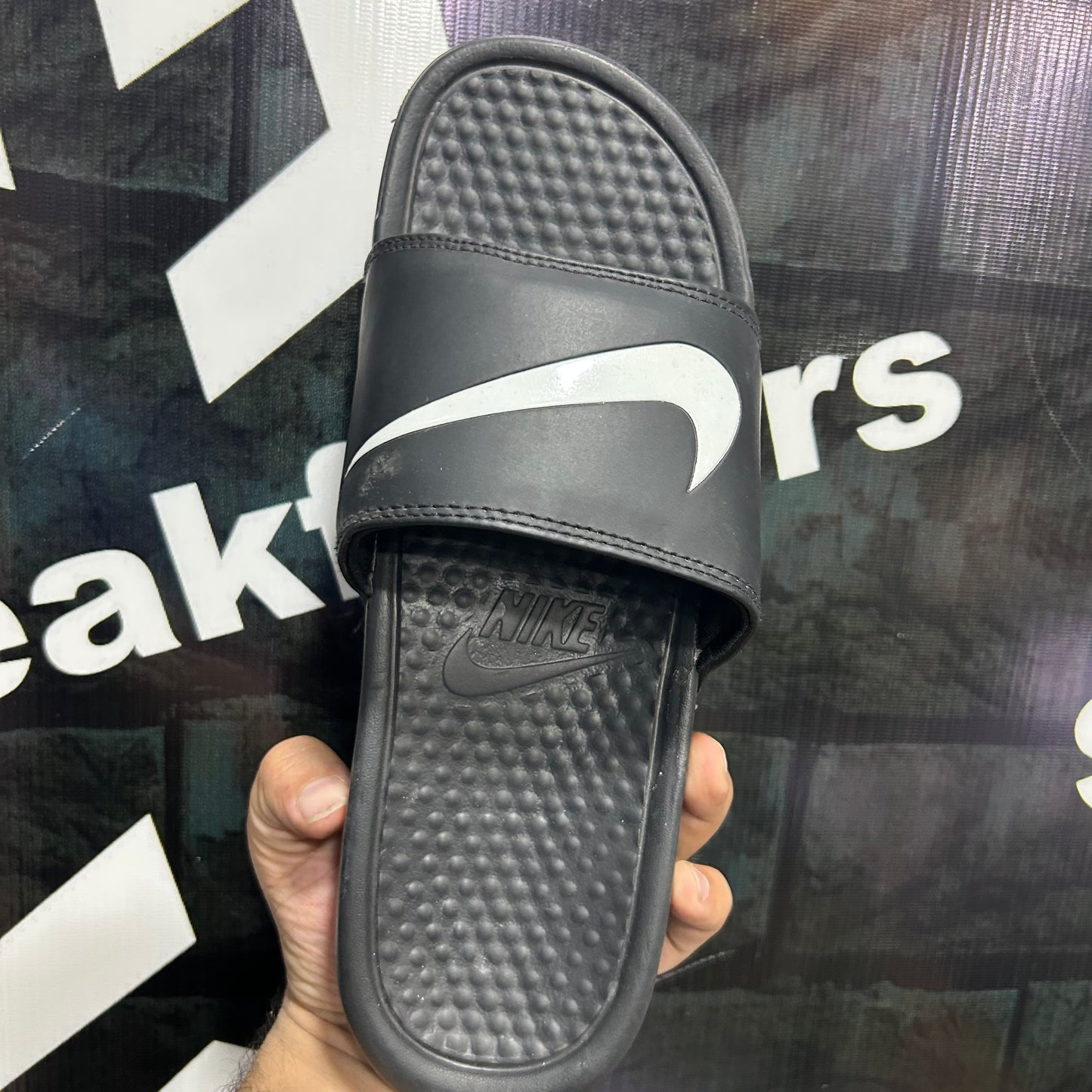 NK - D2 - Slides - Black with White