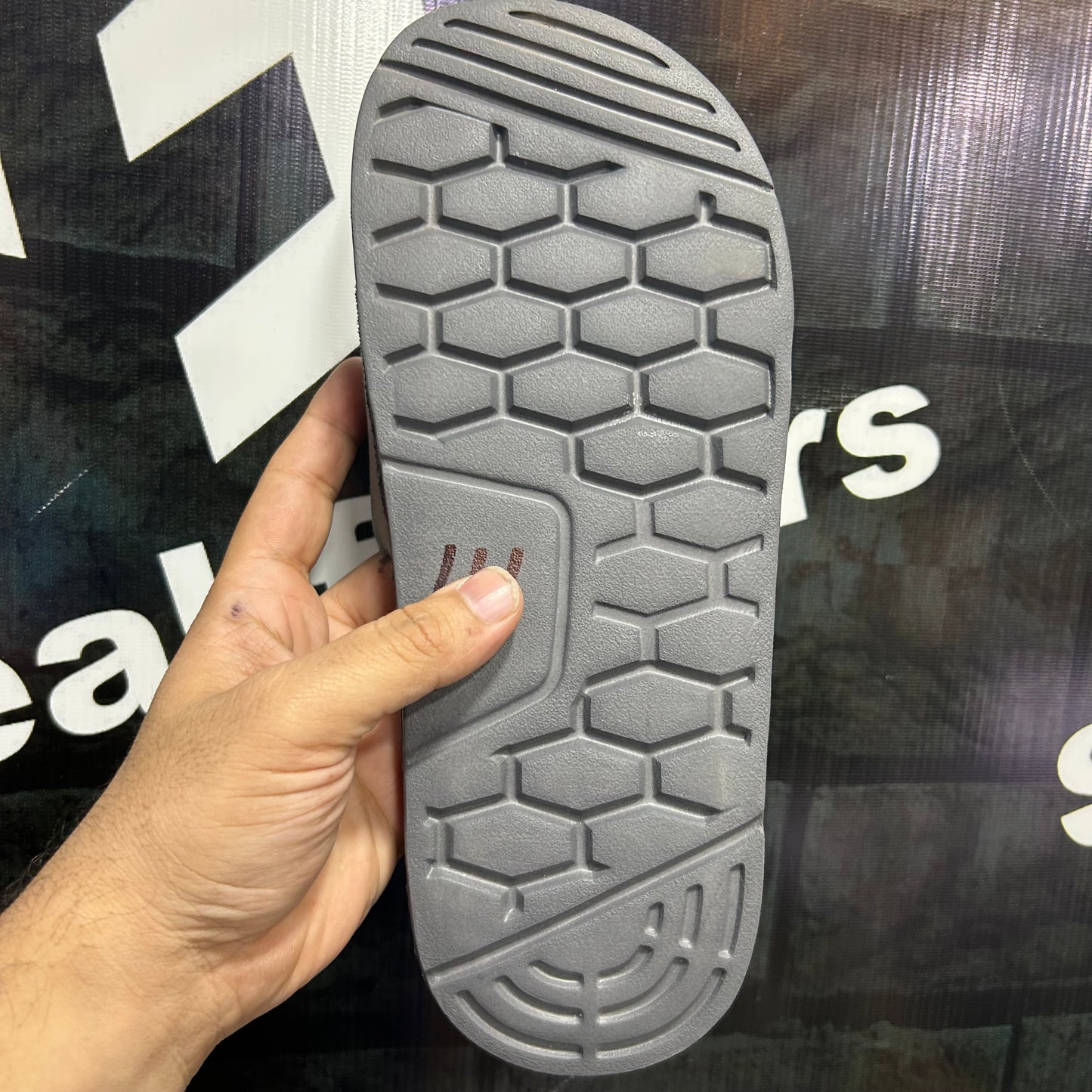 NK - D1 - Slides - Grey