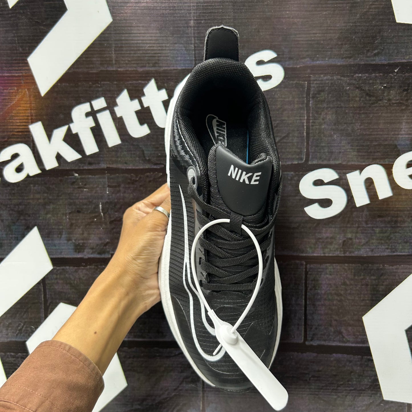 NK - Air Zoom - Runner - Black 2.0