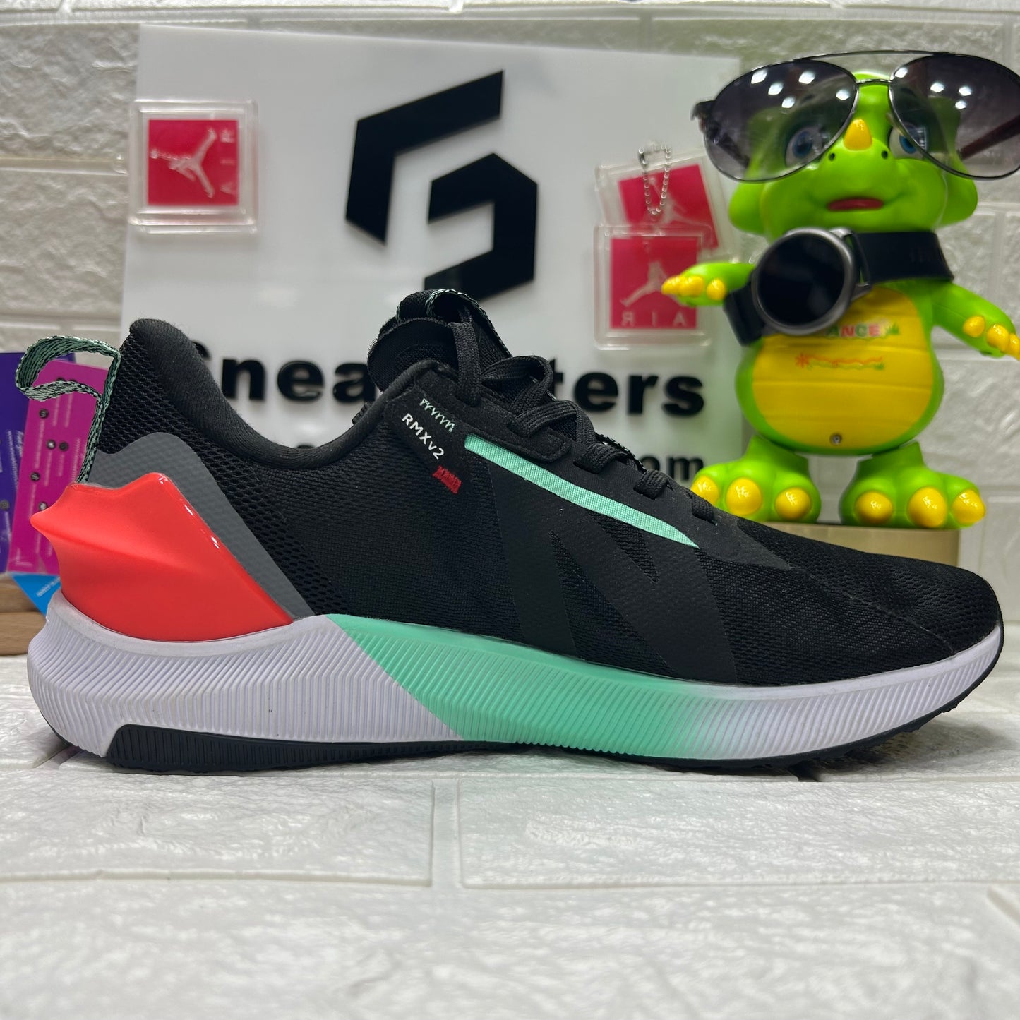 NB - Fuelcgell - Black Green