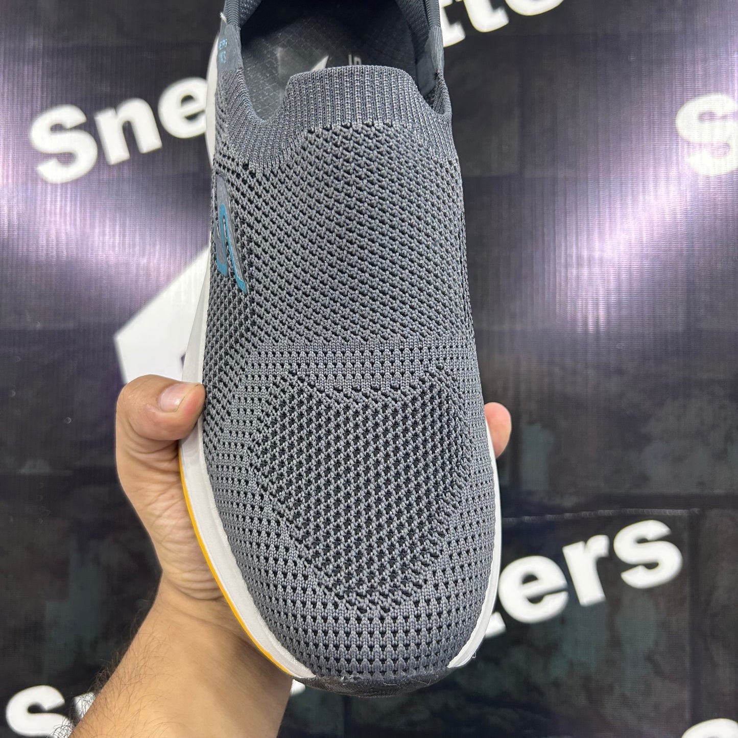 Skechers - Slip In - Max Cushion - Dark Gray