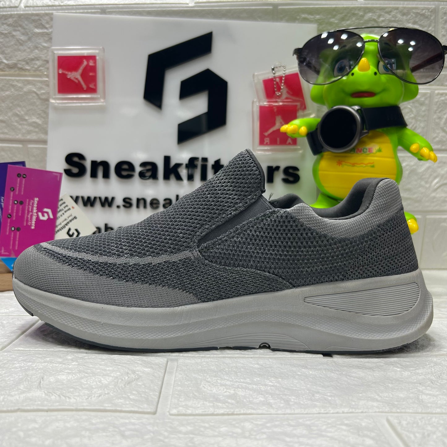 Skecher - Ultra Go Goodyear - Grey