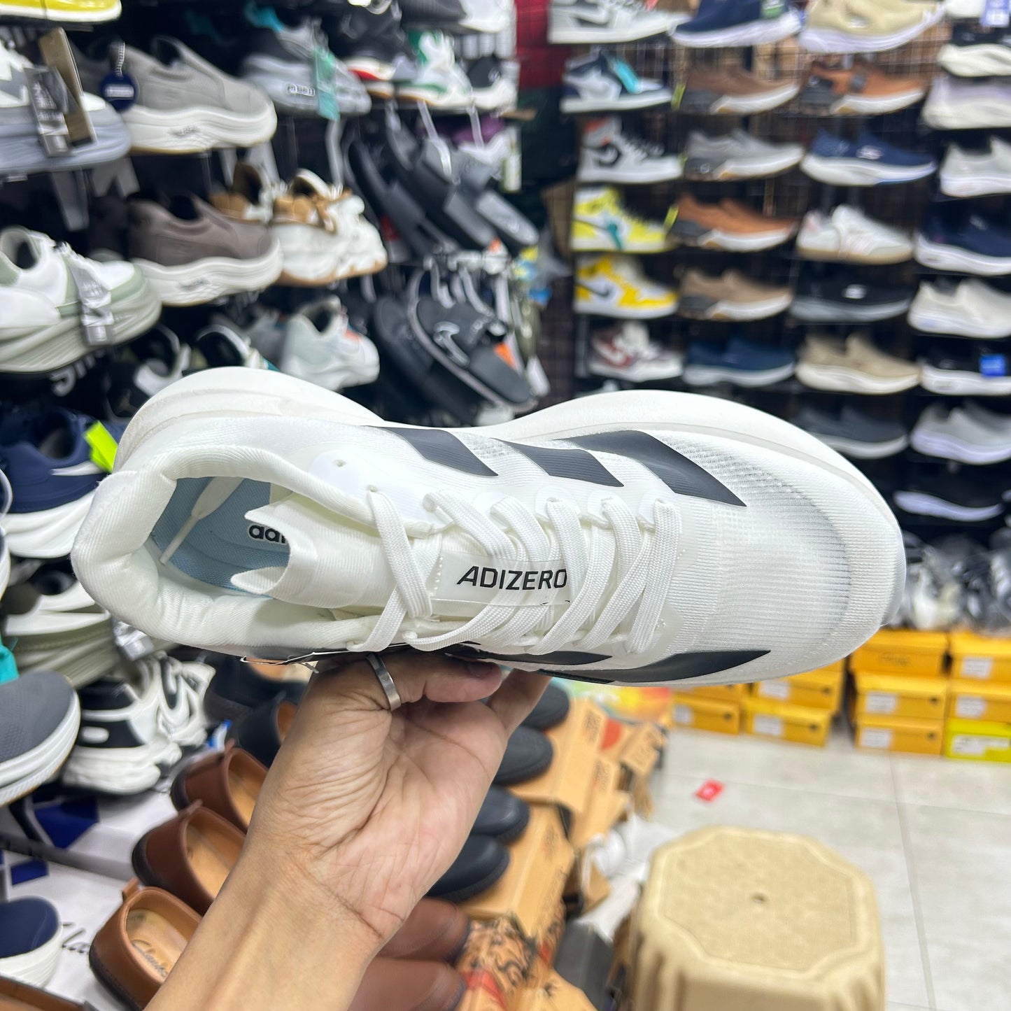 Adid - Adizero Evo SL Cloud White with Core Black 2.0