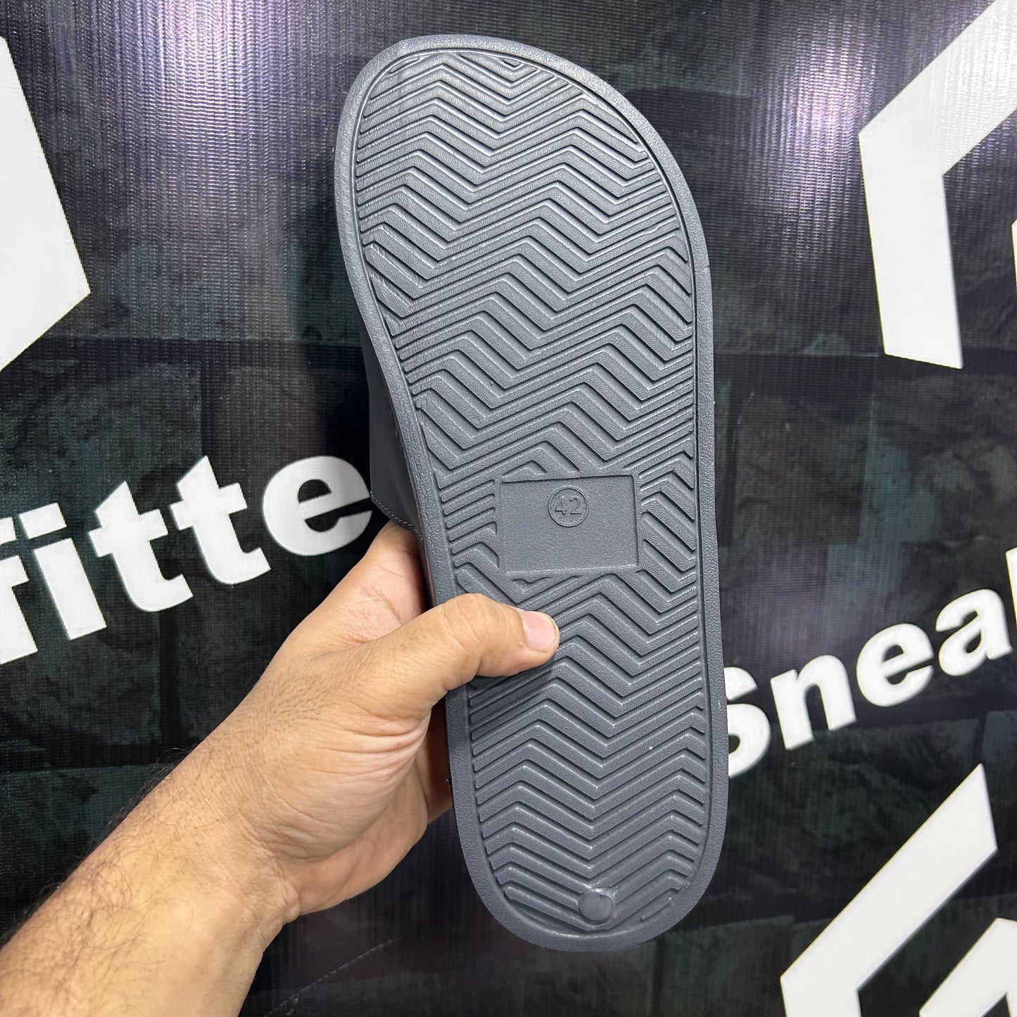 Vanns - Slides D2 - Gray