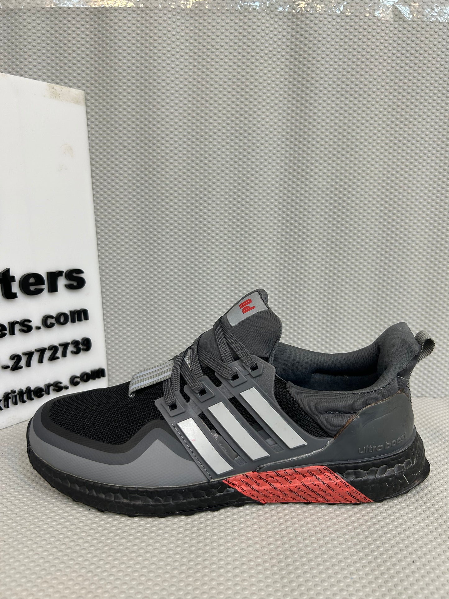 AD - Ultra boost - Gray Orange