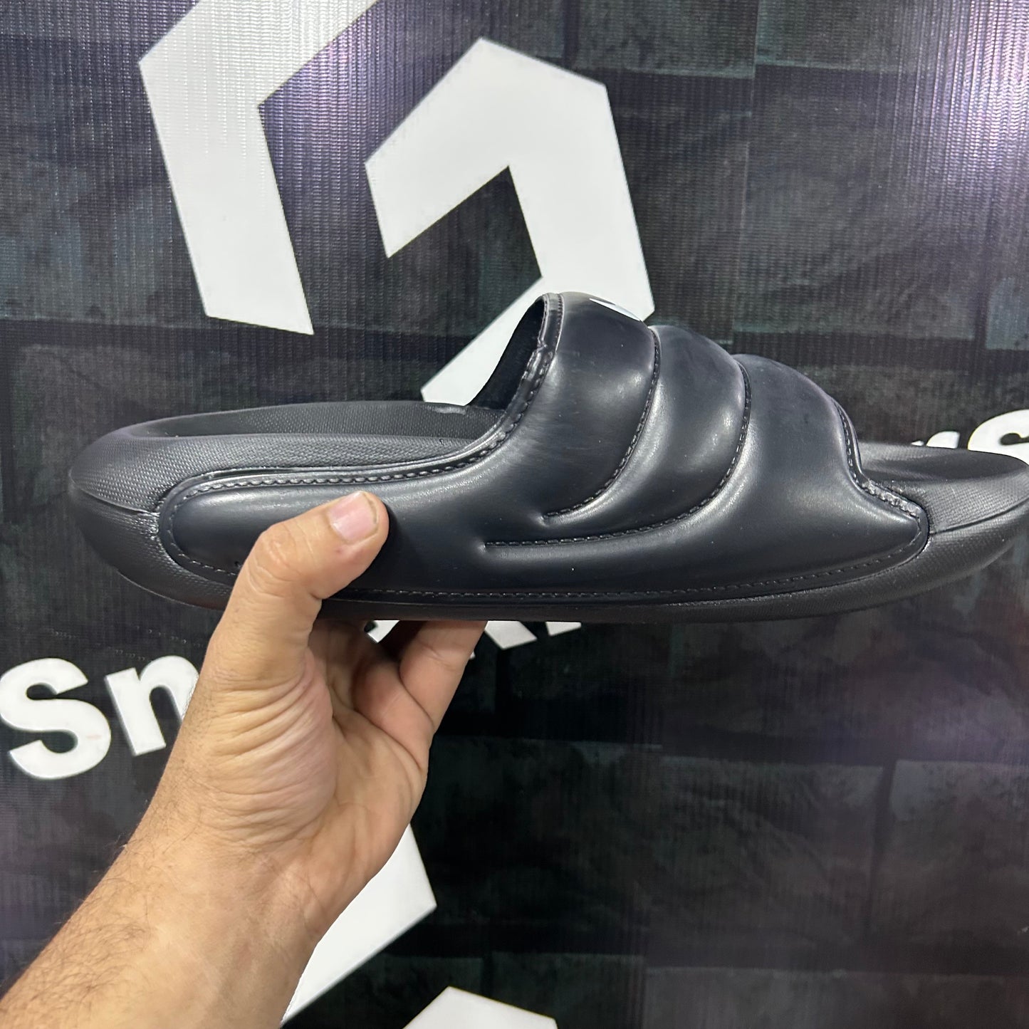 NKE - Slides - D8 - Black