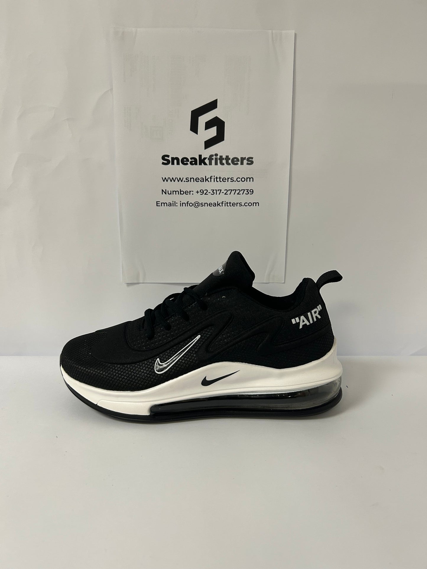 NKE Air Max 720 - Black White 2.0