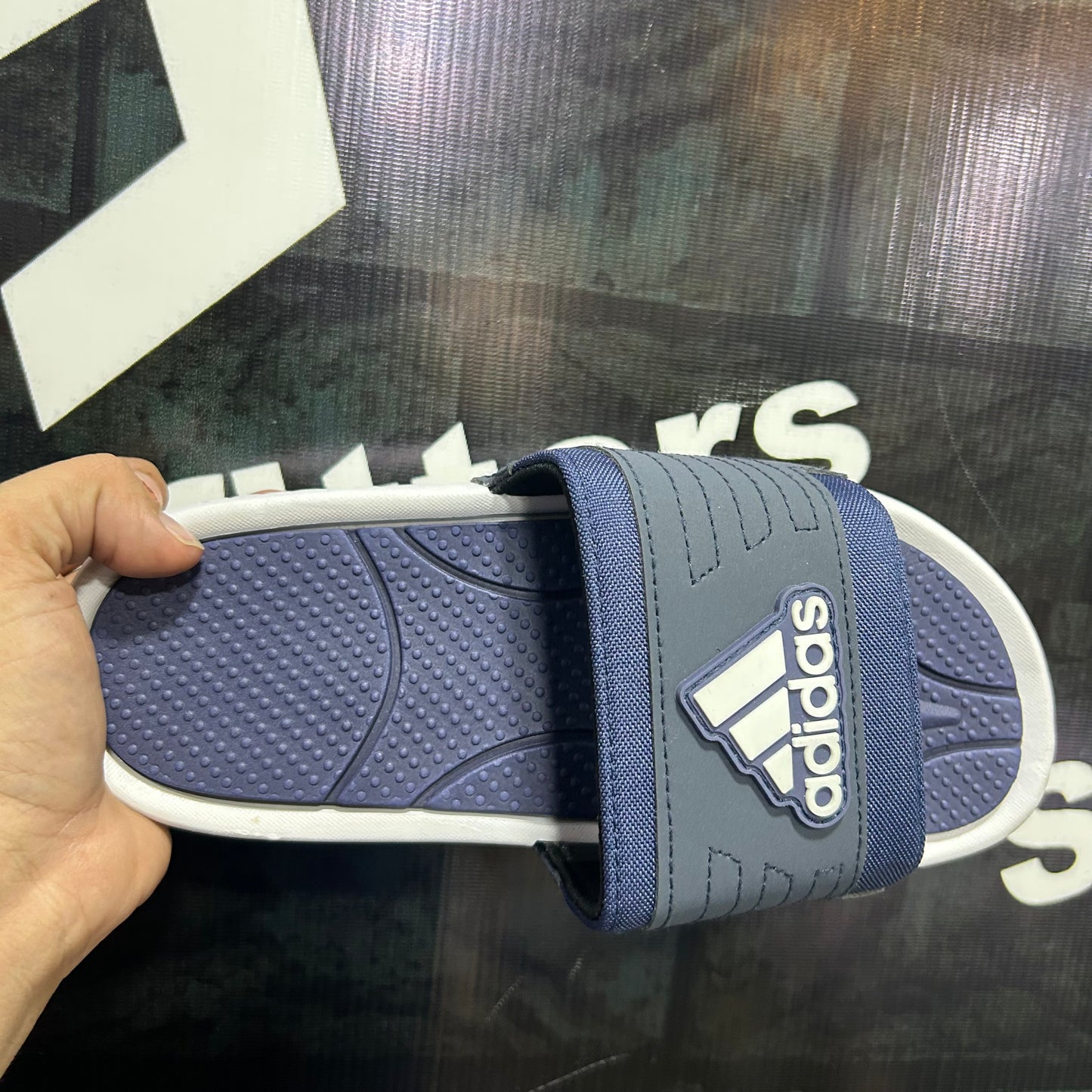 Ad - D1 - Slides - Blue / White