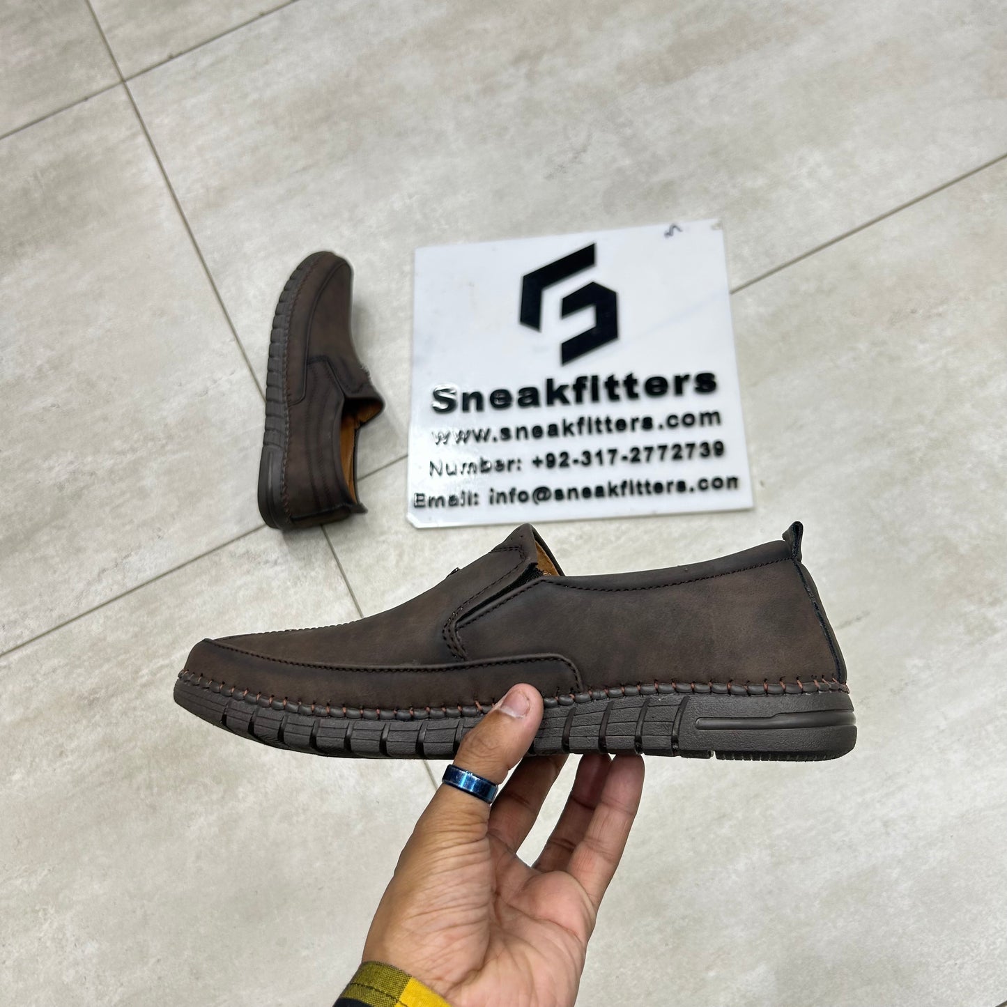 Clarks Shoes - D7 - Brown