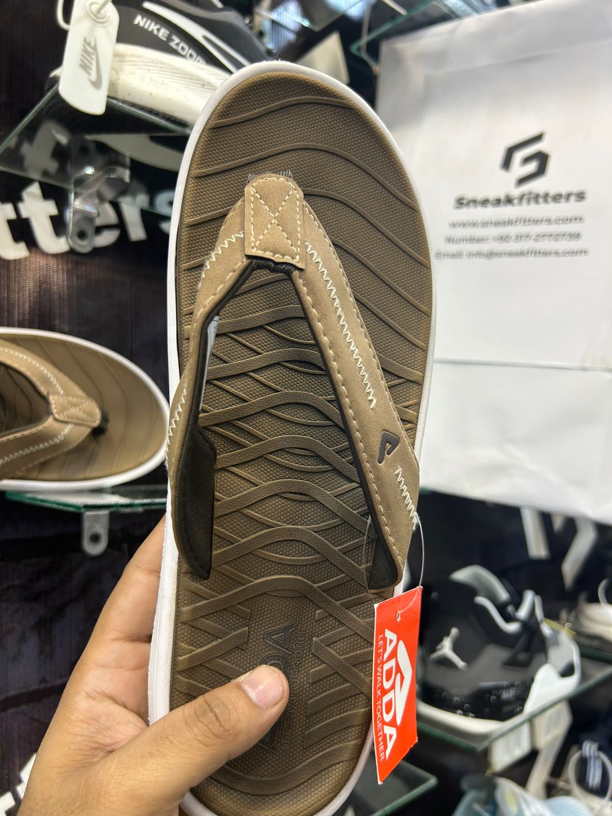 Skecher - D3 - Slides - Brown