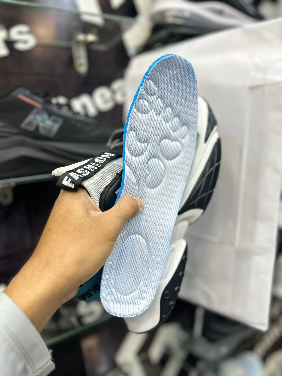 Fashion - Sport - White Black