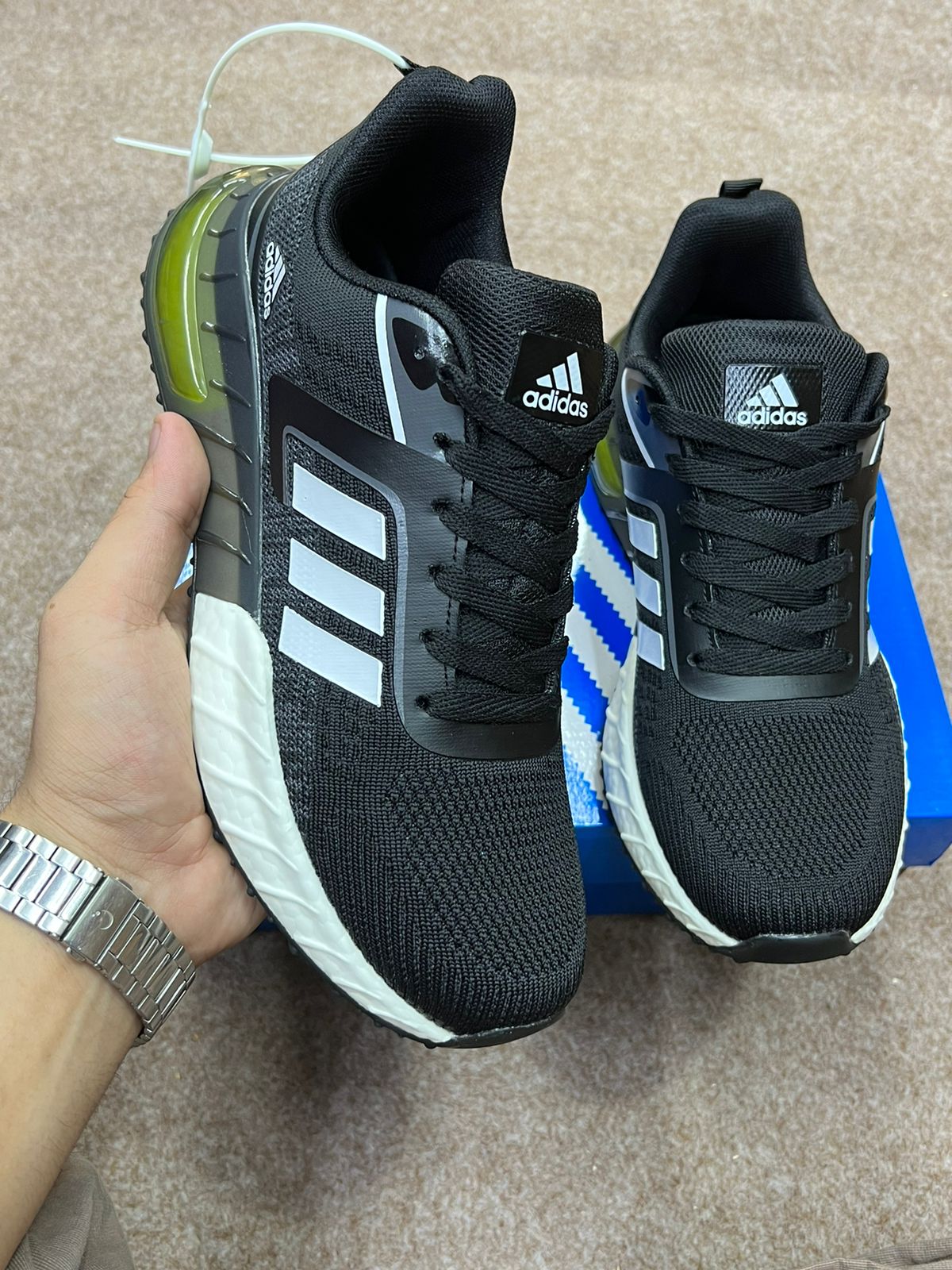 Adid - Signature - Black White 2-0