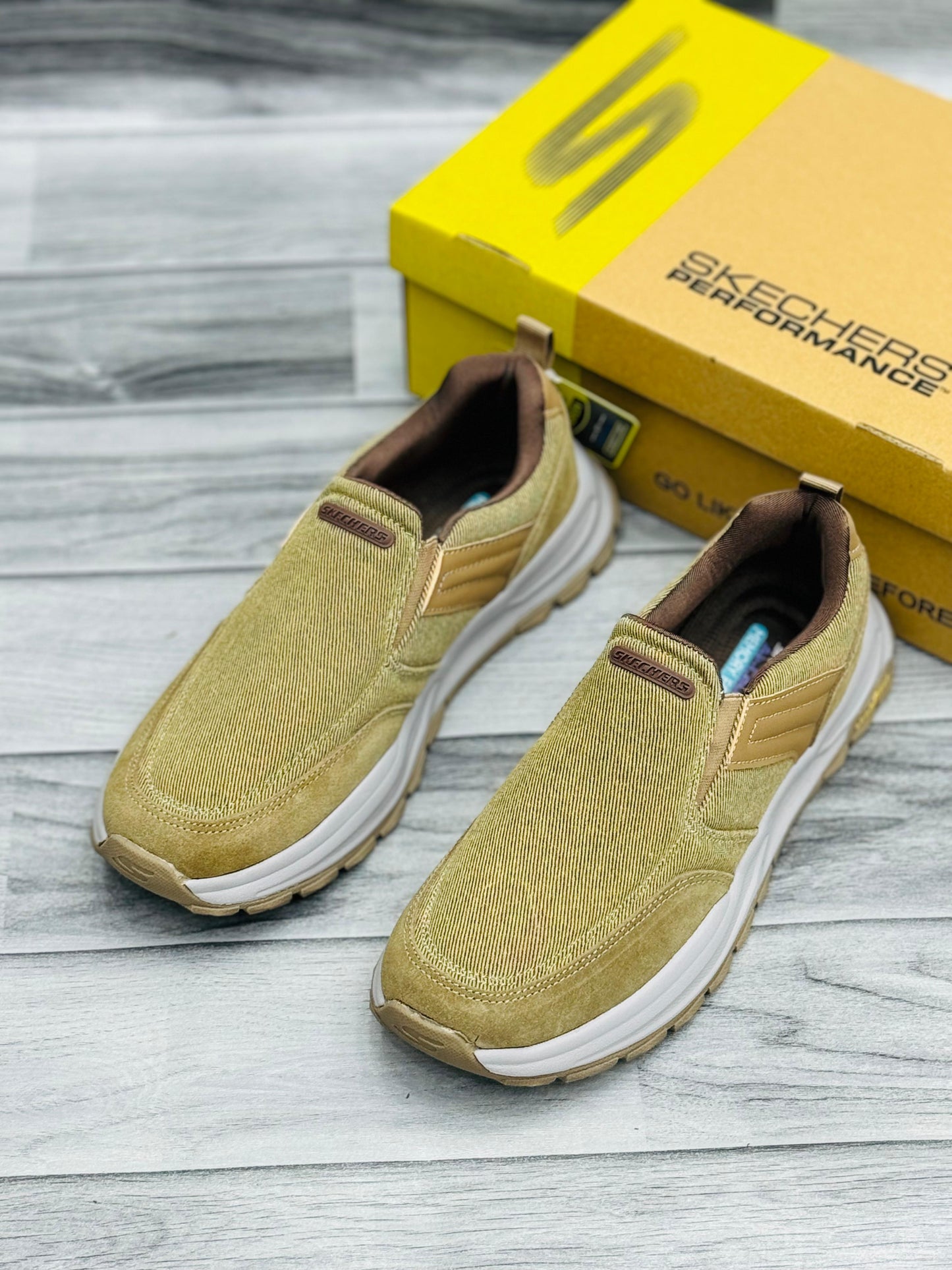 Skecher - Go Goodyear - Khaki