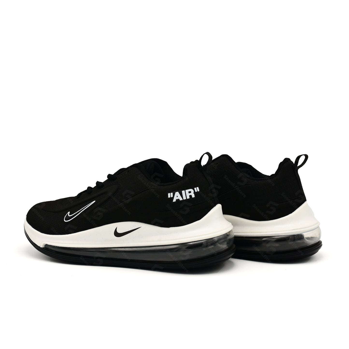 NKE Air Max 720 - Black White
