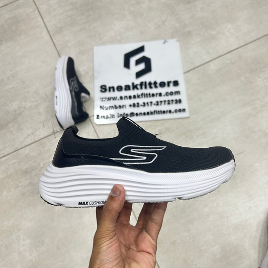 SK - MaxCushion - Black