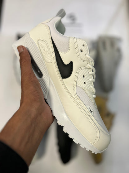 NKE Air Max 90 - Premium - White