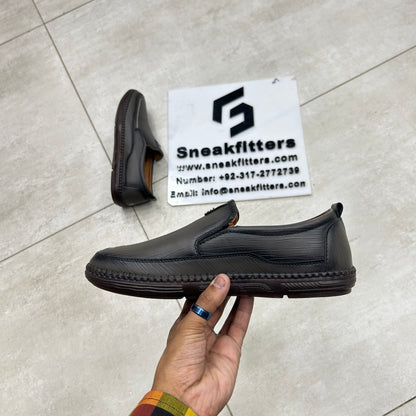 Clarks Shoes - D1 - Gray