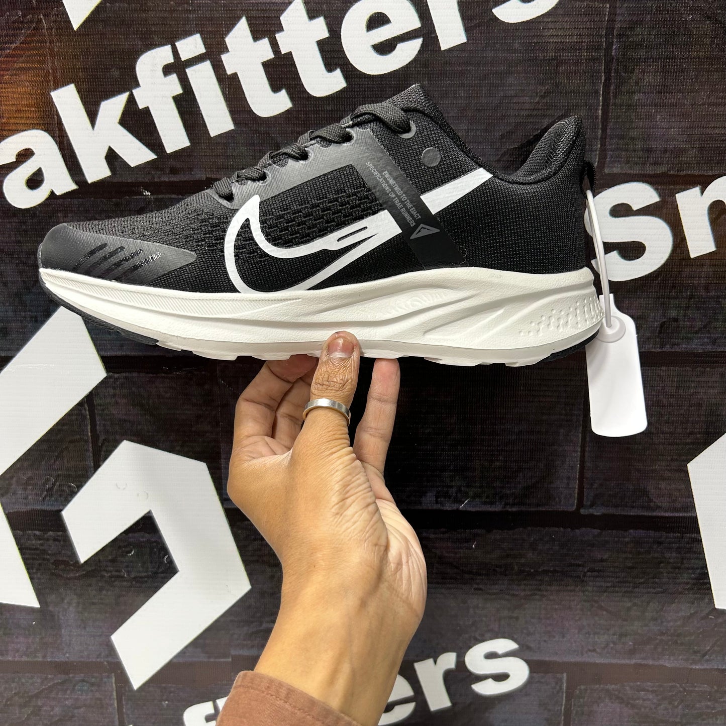 NK - Runners - Black