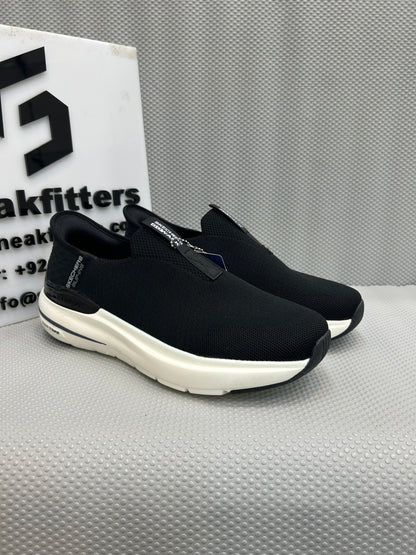 Skechers - Hyper & Burst - Black White (Master)