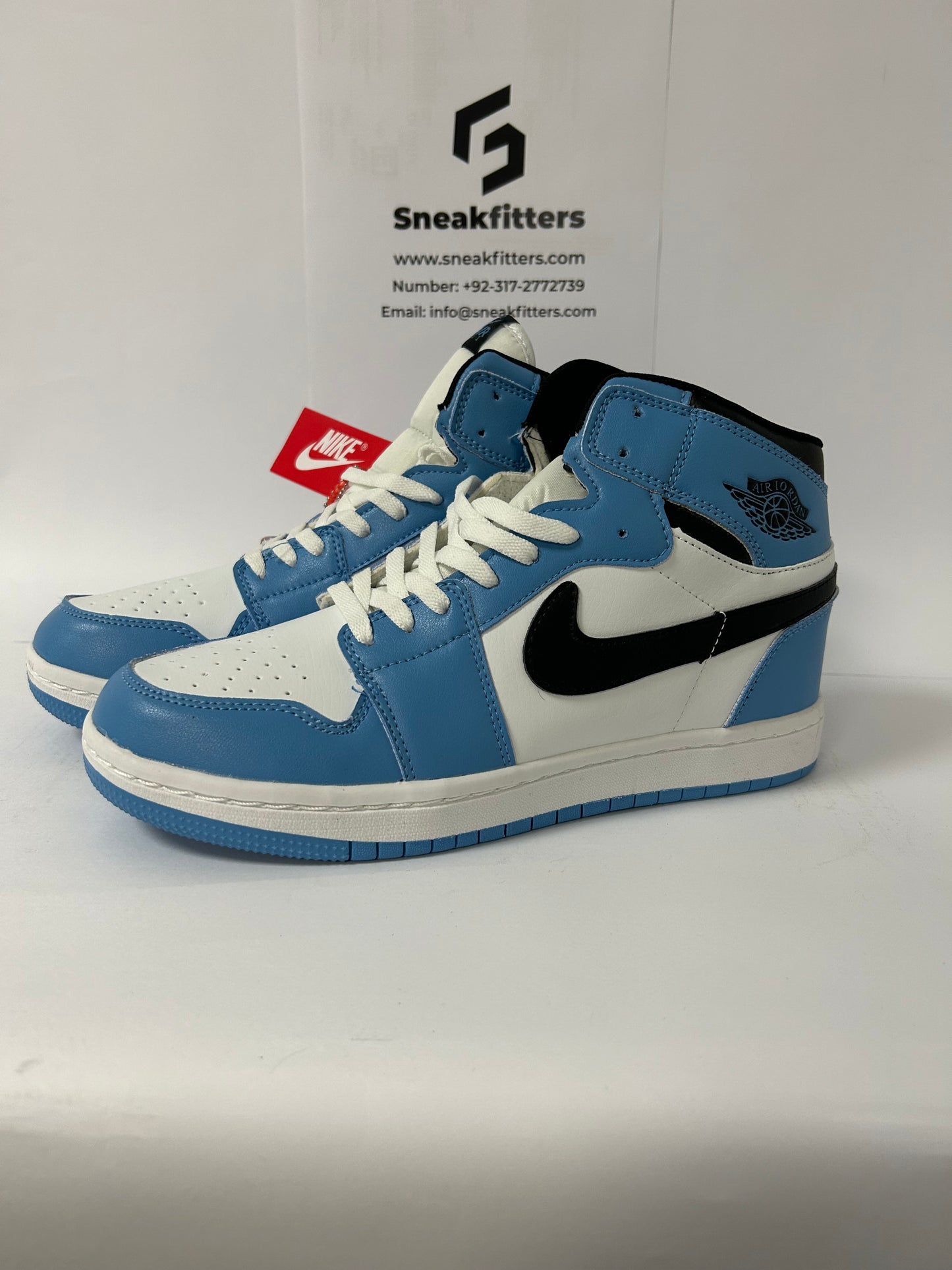 AR JDN 1 - High - UNC with Black (Premium)