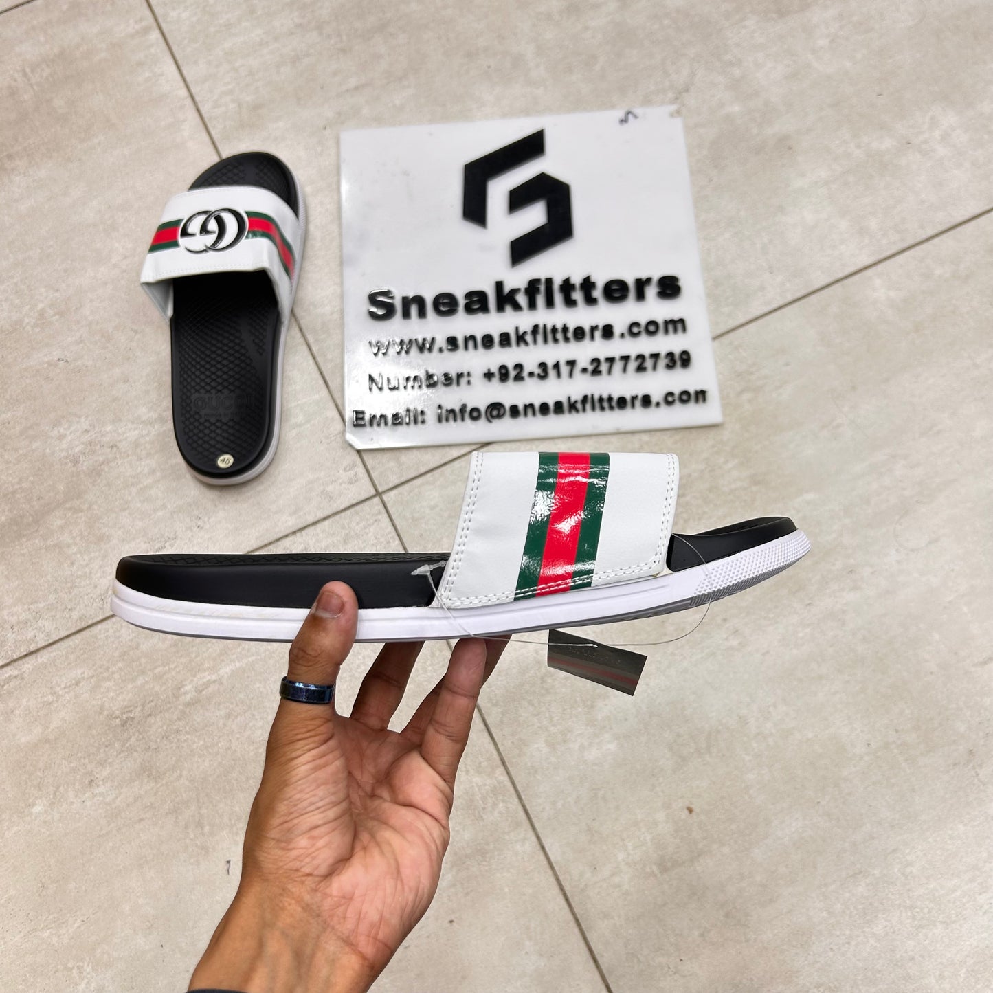 GG - Slide 1 - White
