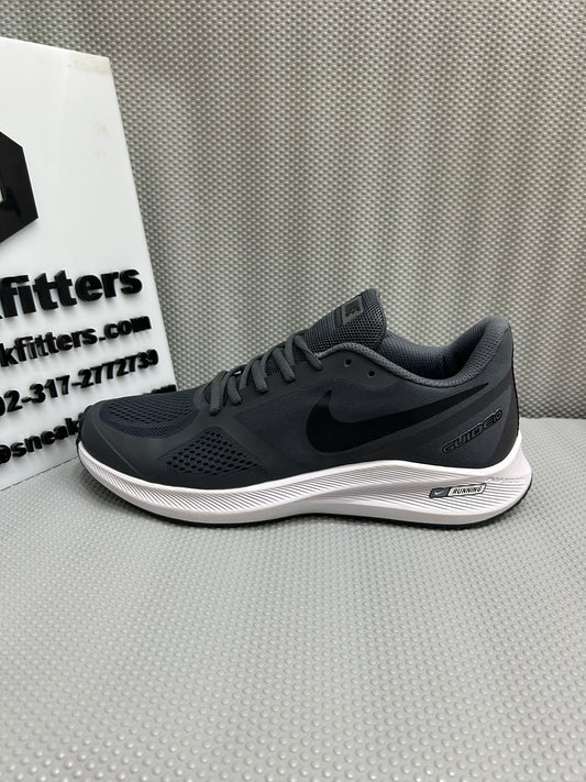 NKE - Zoom Structure - K10 - Grey White