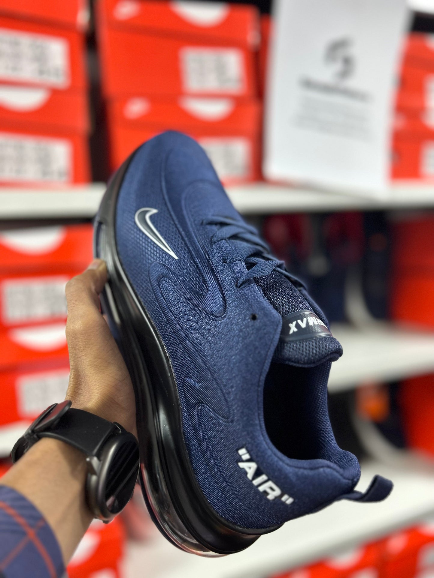 NKE Air Max 720 - Blue With Black (Sale)