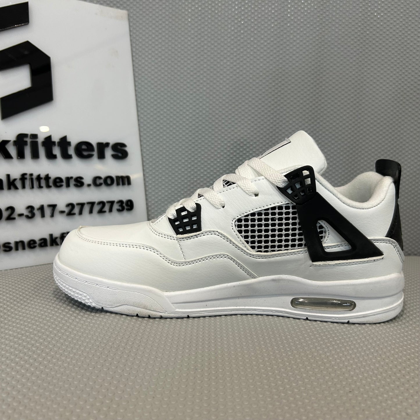 AR JDN 4 - Retro -   White with Black