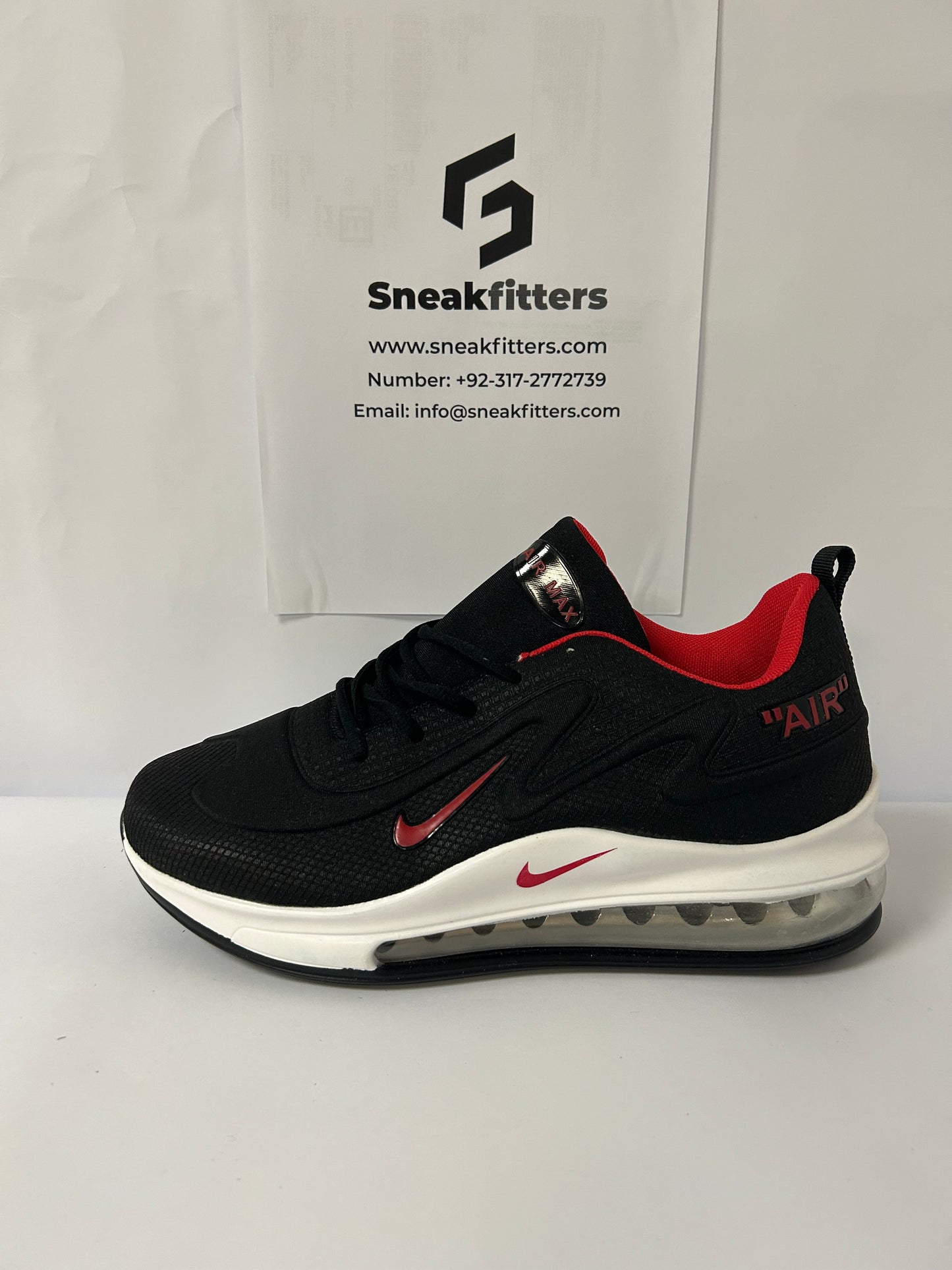 NKE Air Max 720 - Black Red