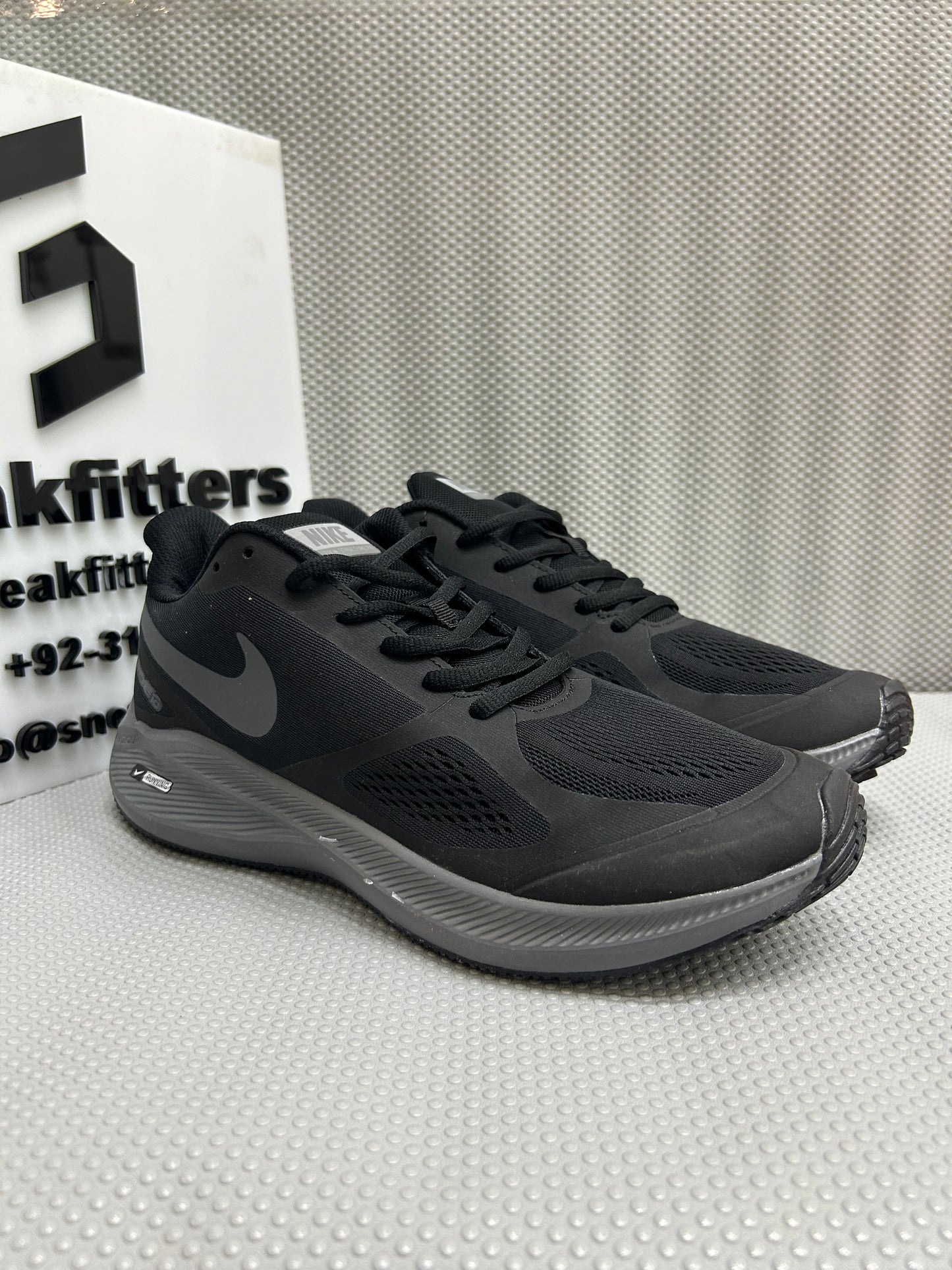 NKE - Zoom Structure - K10 - Black Grey