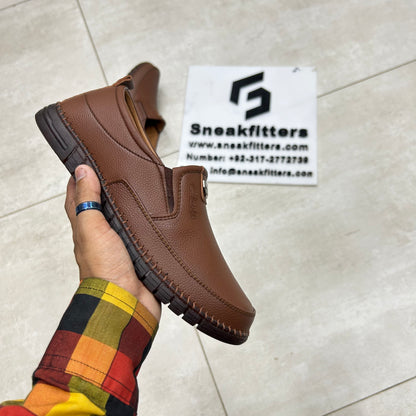 Clarks Shoes - D4 - Brown