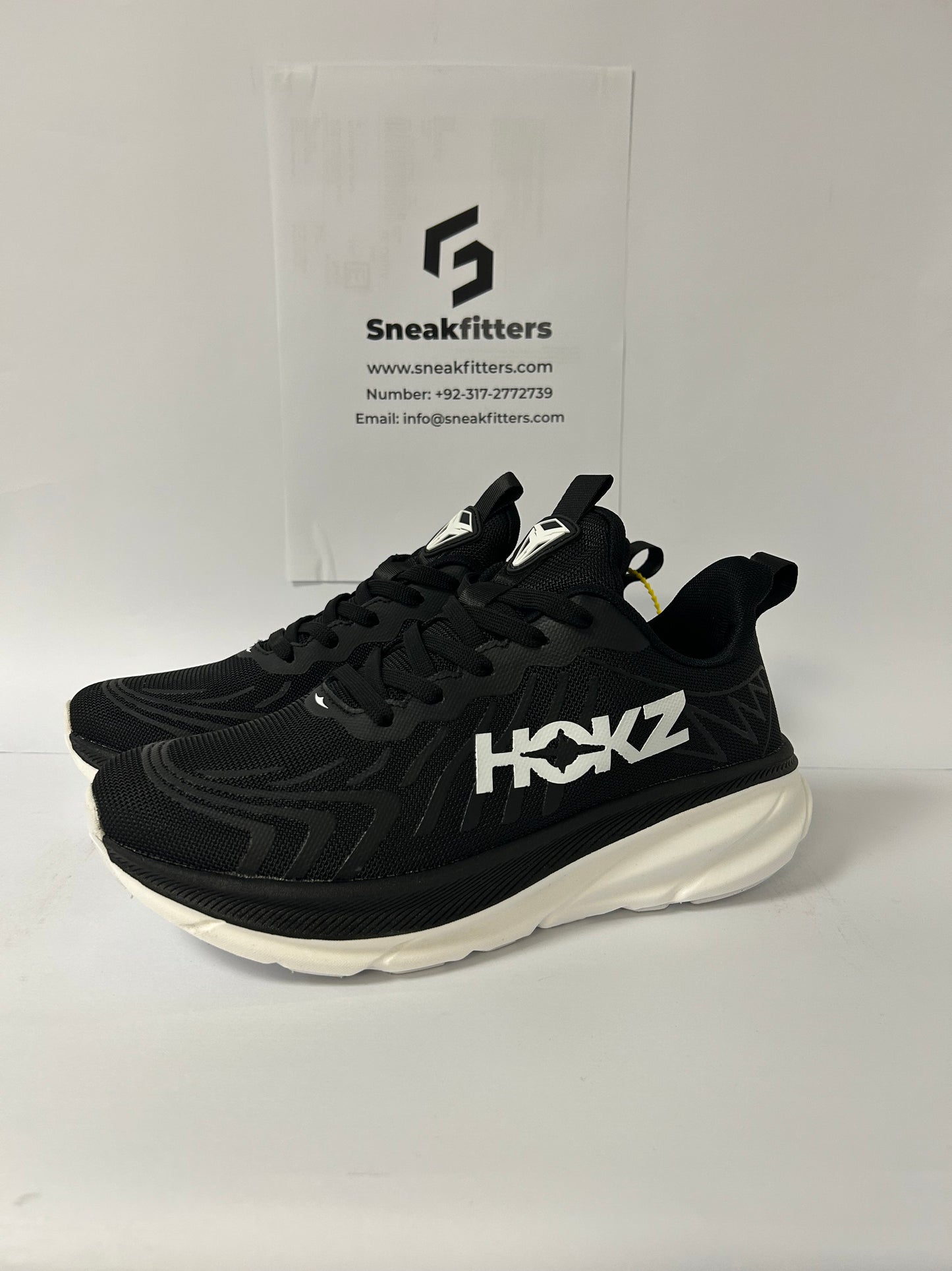 HOKZ - Unbeatable Comfort - Black White 2.0