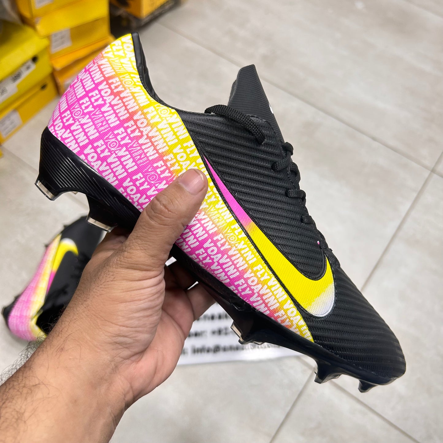 Football - NK Voavini Fly - Toe - Black with Pink Green