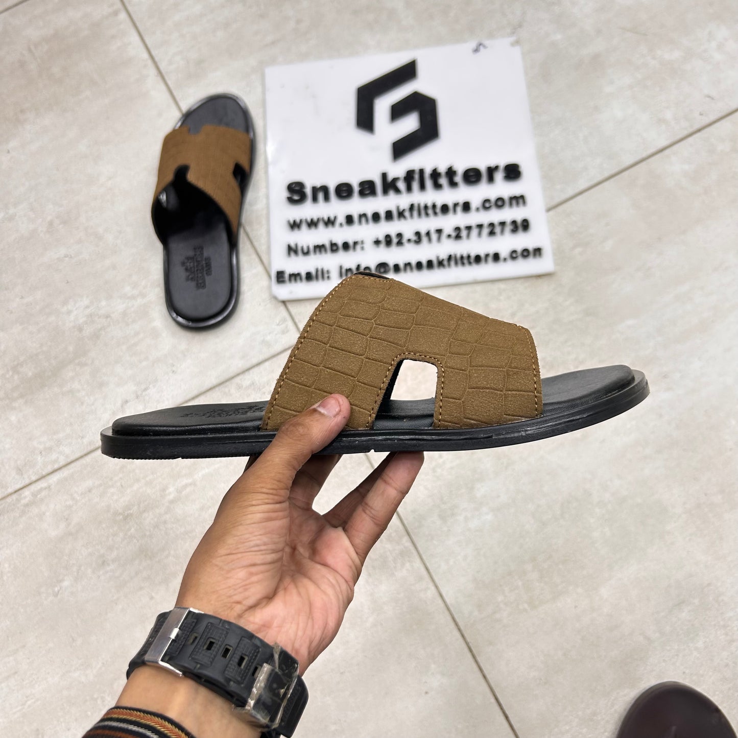 H Izmir Sandals (Slides)  - Brown