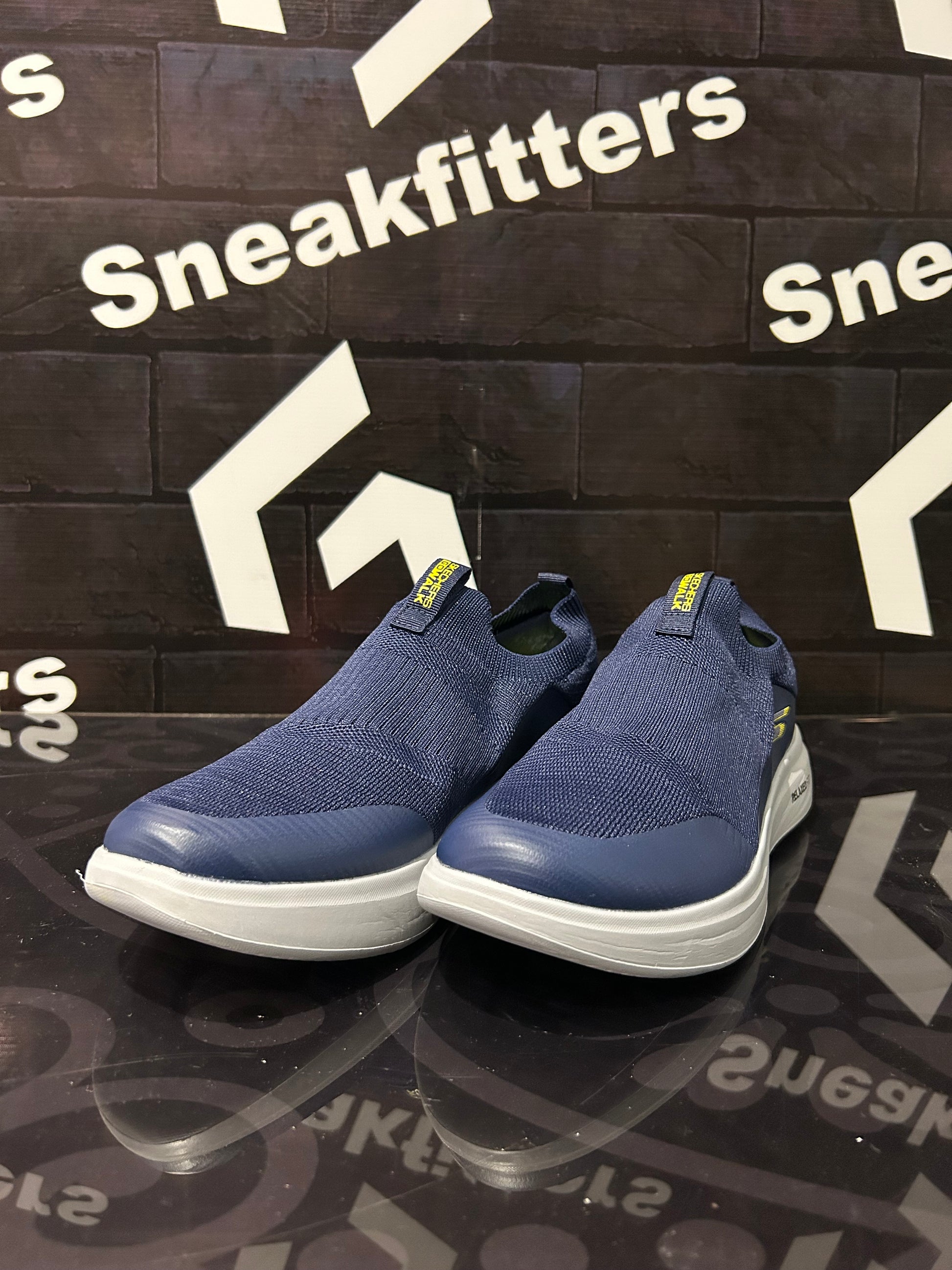 Skecher Go Walk Navy Sneakfitters