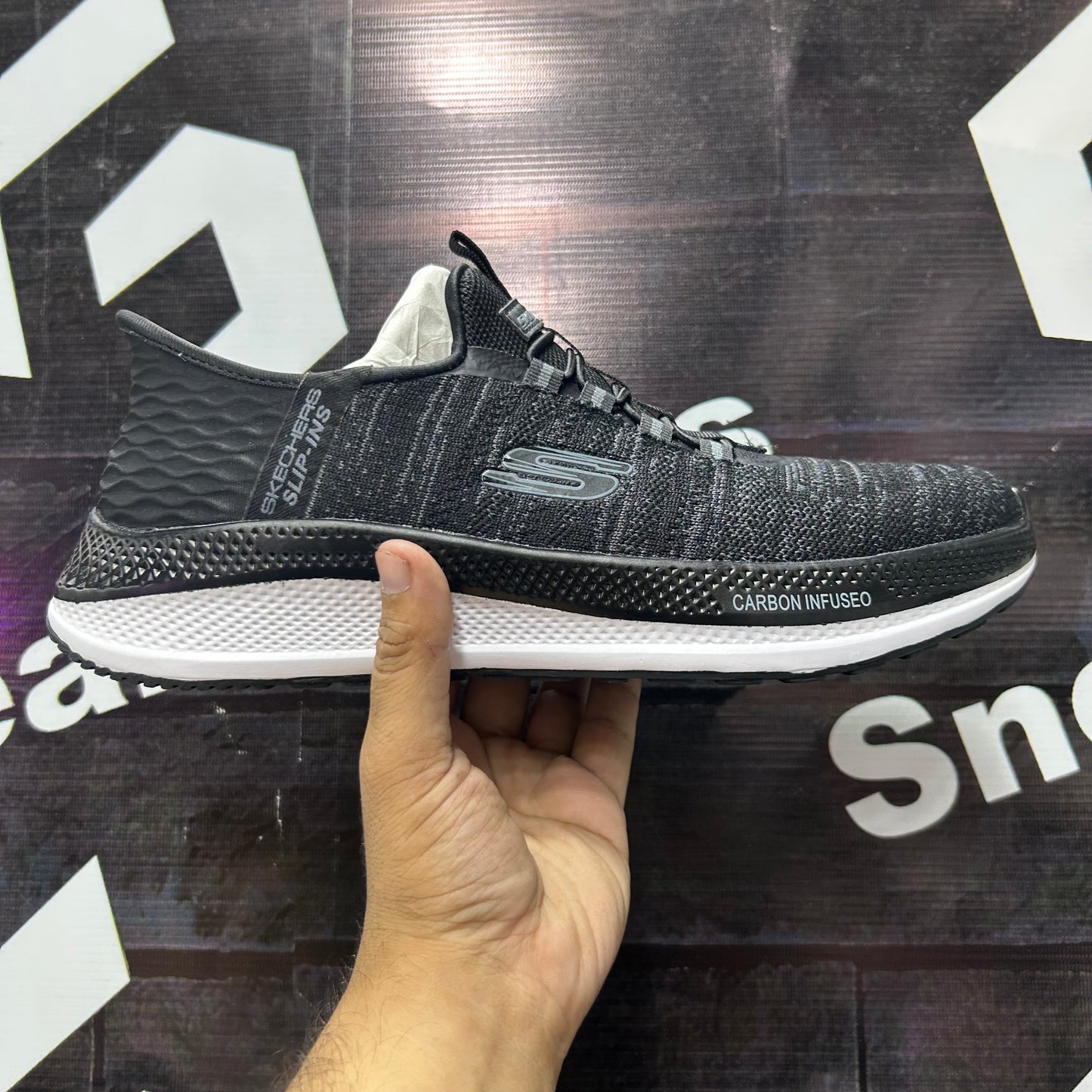 Skechers - Slip Ins - Carbon Infuseo - Black White