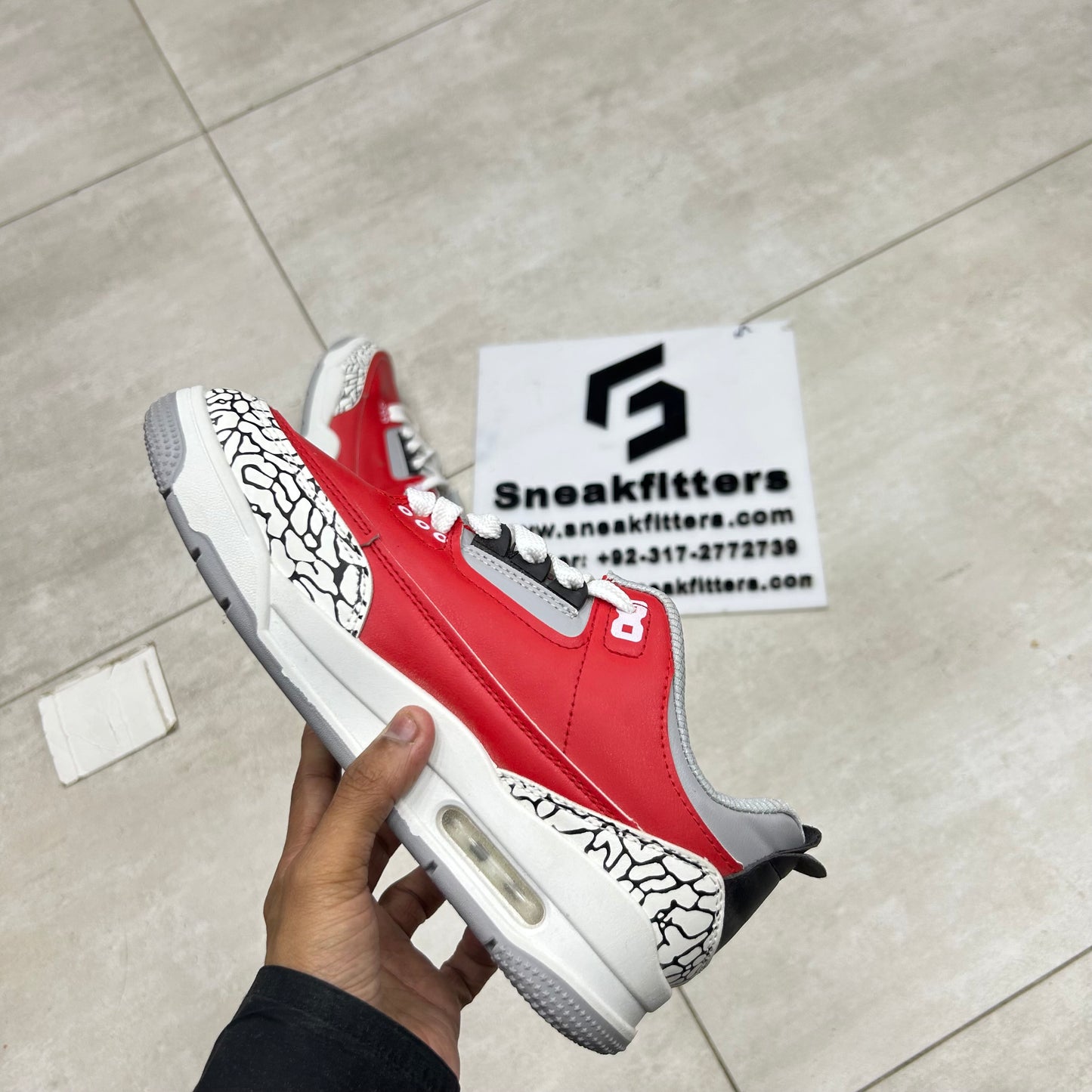 AR JDN 3 - Red