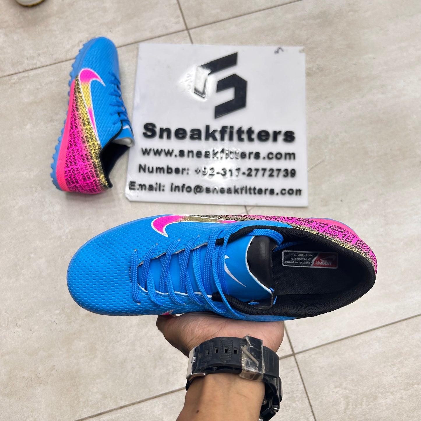 Football - NK Voavini Fly - Gripper - Blue with Pink