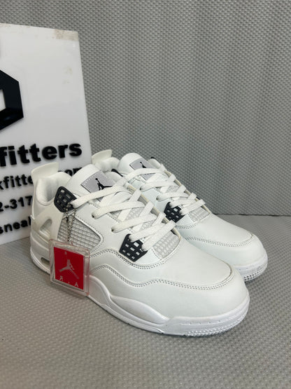 AR JDN 4 - Retro - White Black New