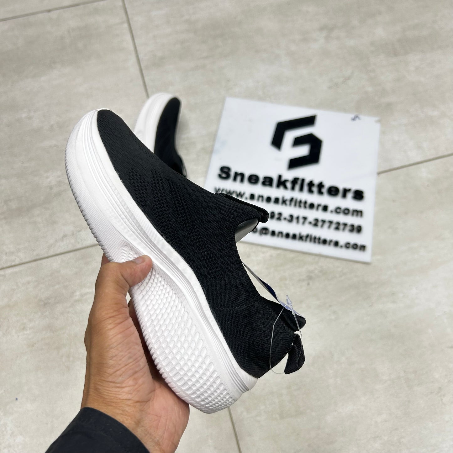 SK - GoWalk - Ultralight - Black