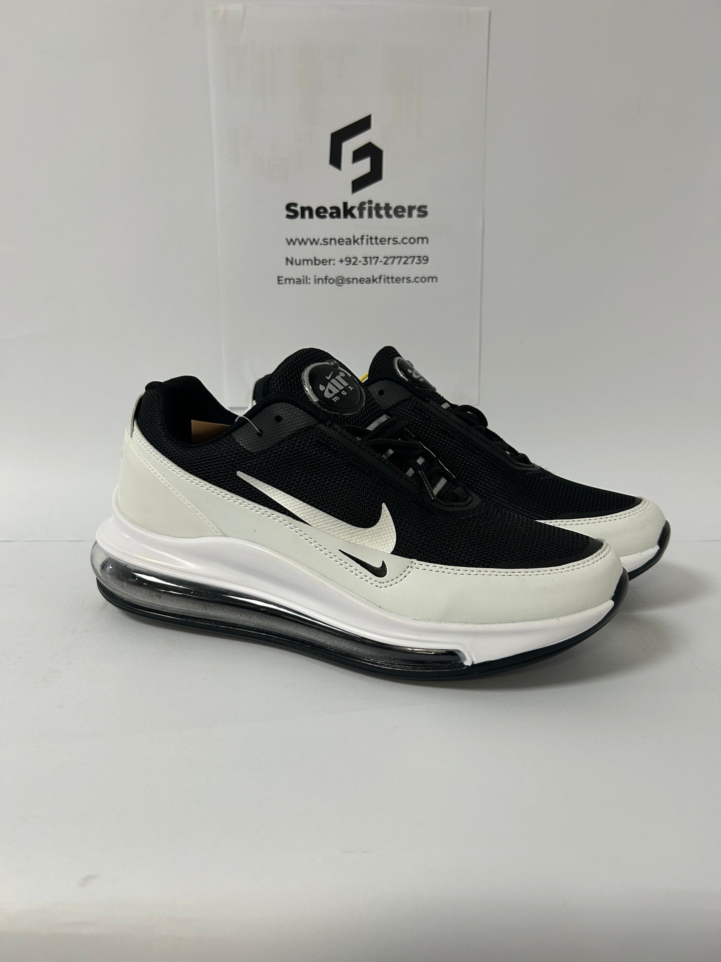 NKE Air Max - AP - Black White