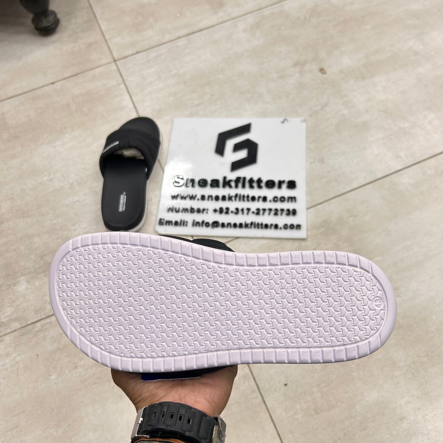 SK - D2 - Black