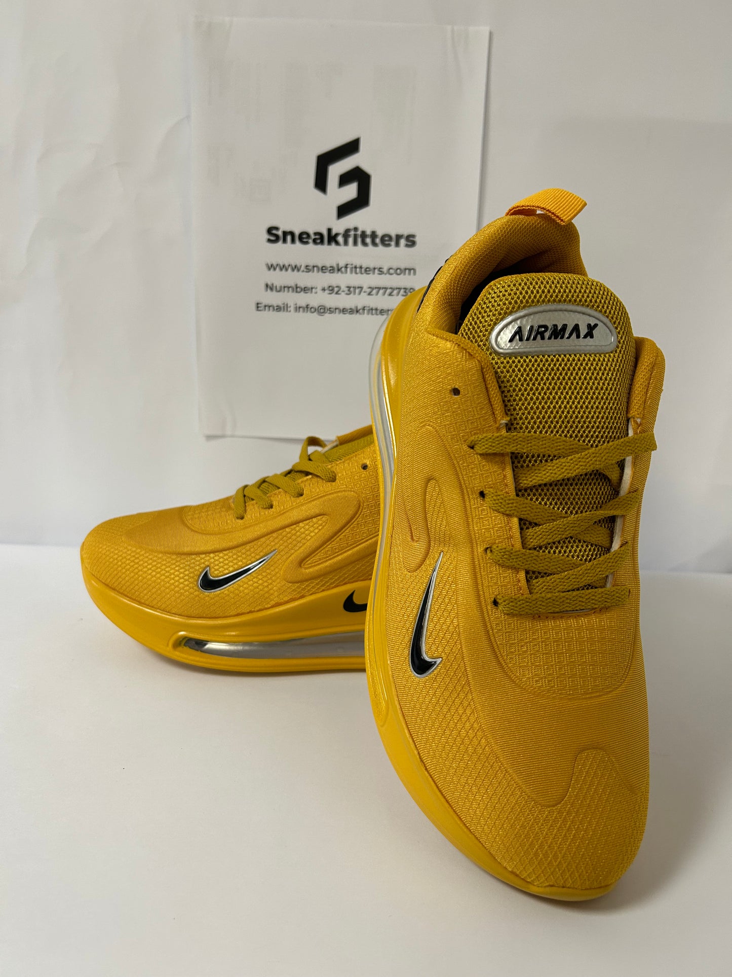 NKE Air Max 720 - Mustard