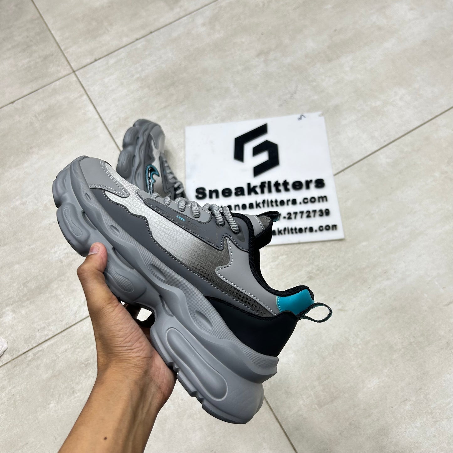 Fashion -  Beutlet Sport - Gray