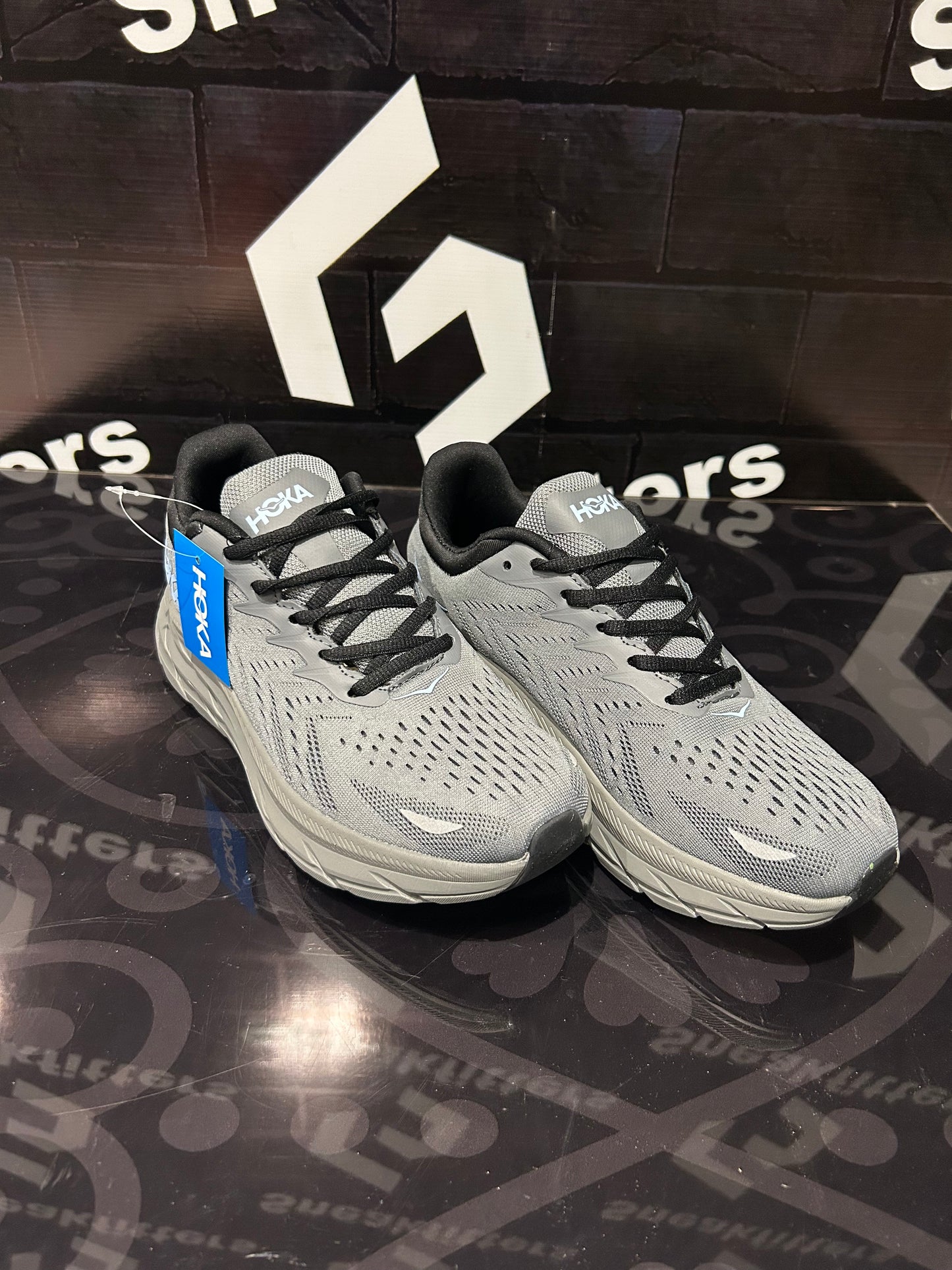 Hoka - Unbearable - Grey