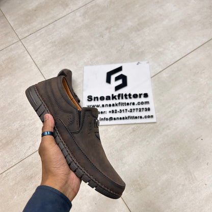 Clarks Shoes - D10 - Brown