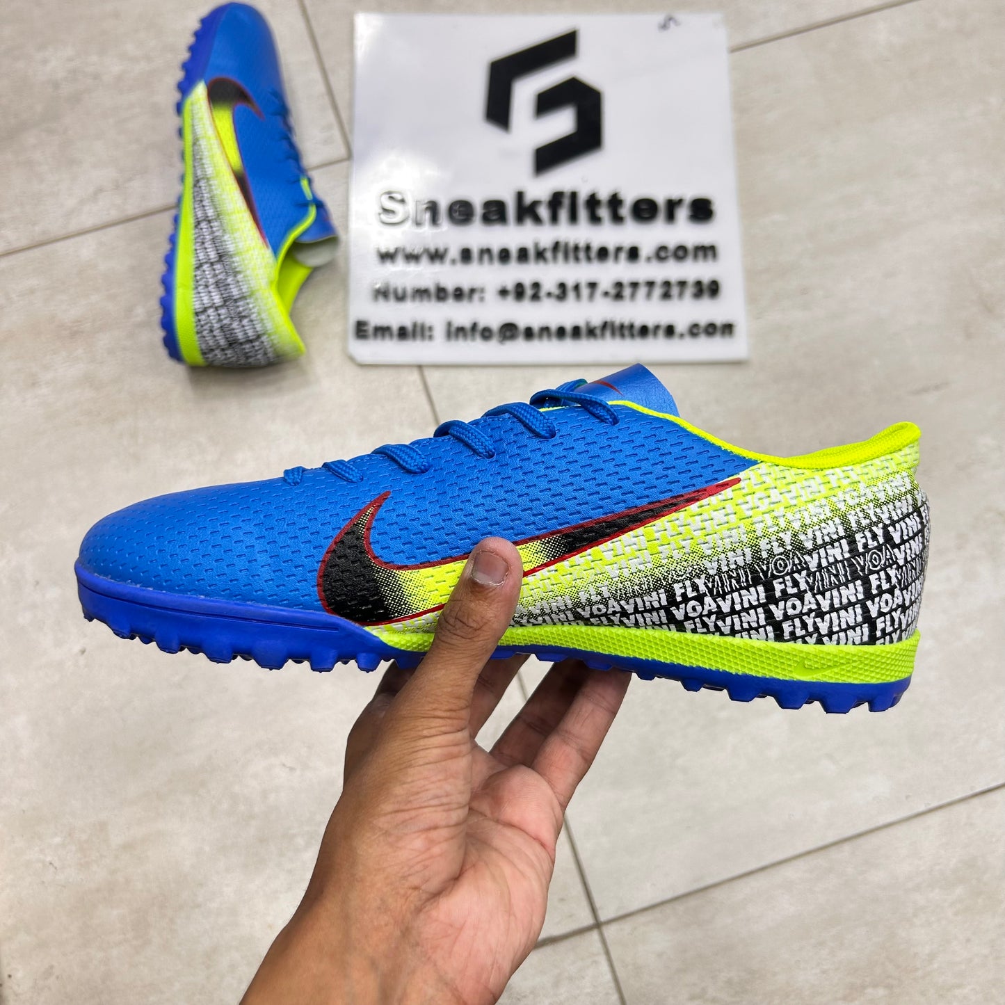 Football - NK Voavini Fly - Gripper - Blue with Green